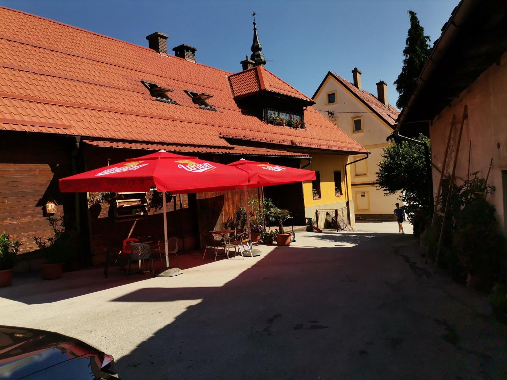 Penzijon Urbanc Bed & Breakfast Lovrenc na Pohorju Eksteriør bilde